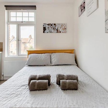 Double Room Edmonton Green, London N9 Exteriér fotografie
