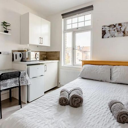 Double Room Edmonton Green, London N9 Exteriér fotografie