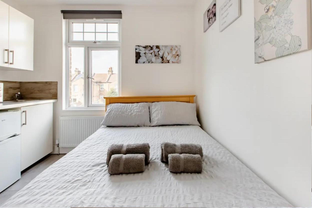 Double Room Edmonton Green, London N9 Exteriér fotografie
