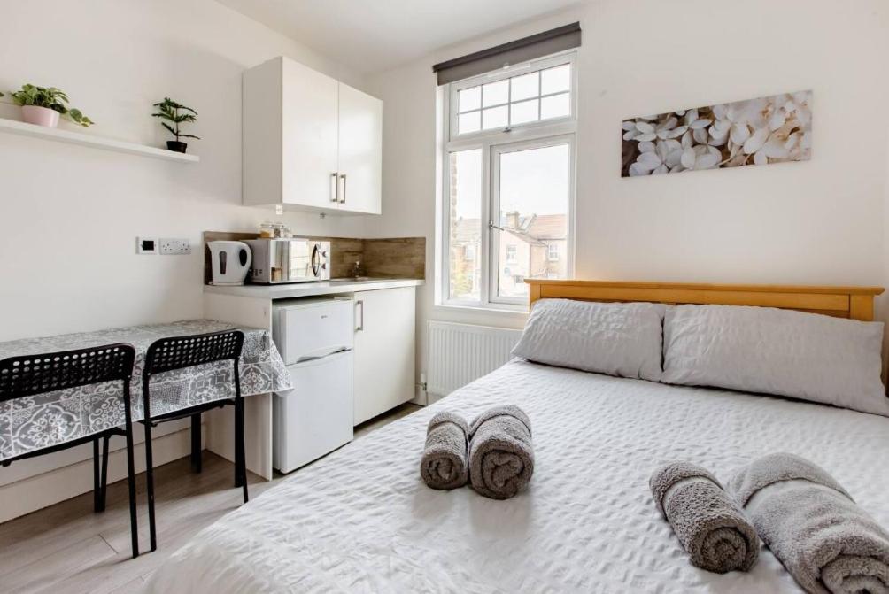 Double Room Edmonton Green, London N9 Exteriér fotografie