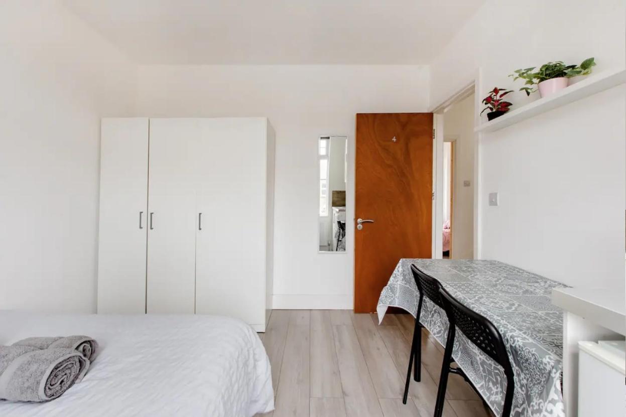 Double Room Edmonton Green, London N9 Exteriér fotografie